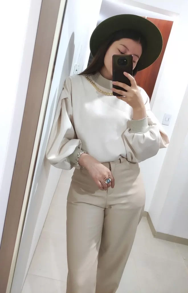 Pantalón en Cuerina - Beige